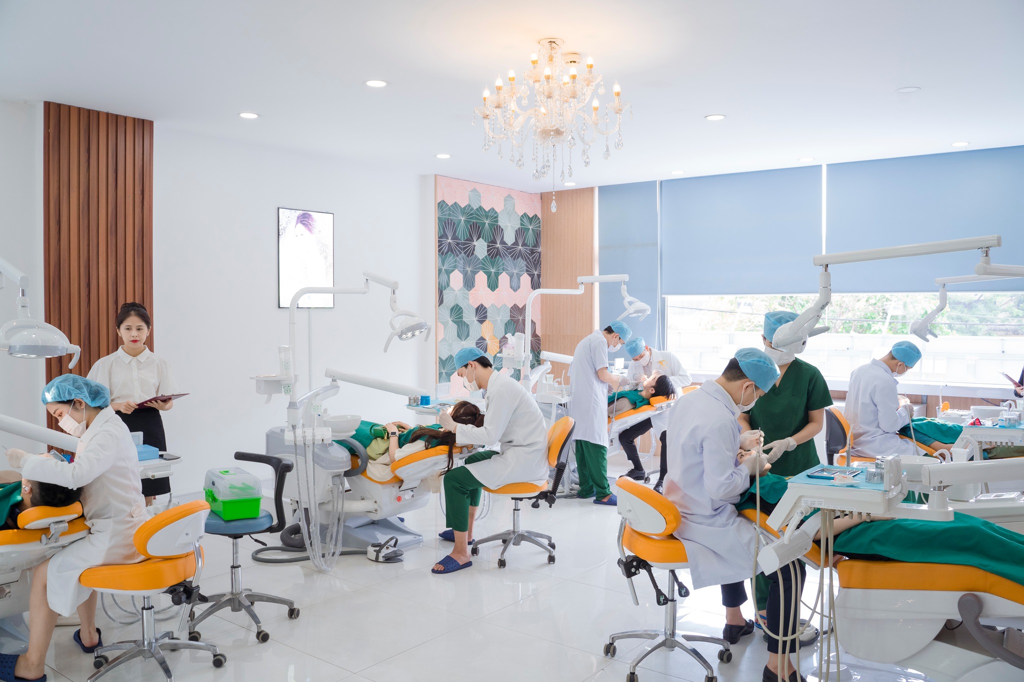 trong-rang-implant-tai-viet-phap-smile